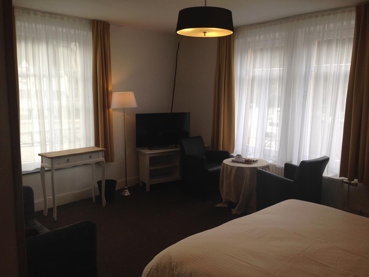 Hotel Bouillon Esterno foto