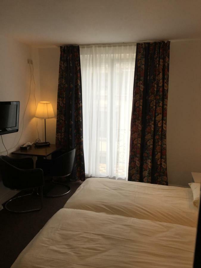 Hotel Bouillon Esterno foto